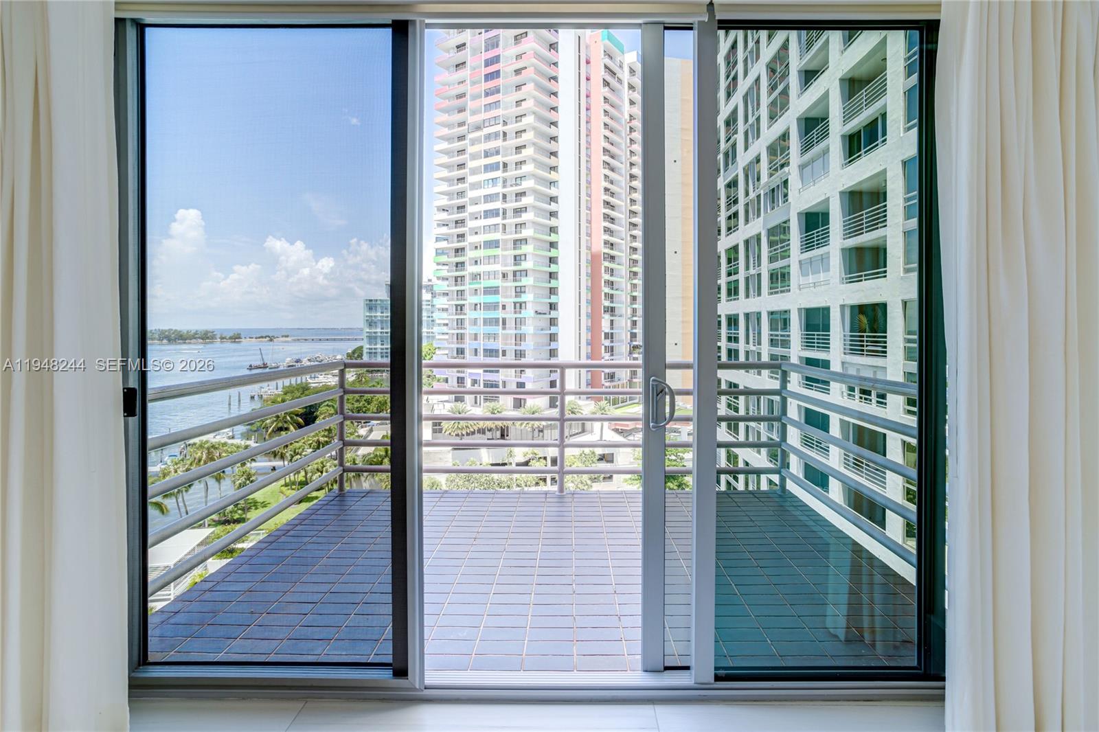 1541 Brickell Avenue, Unit C1008 Miami, FL 33129 - Photo 36 of 60