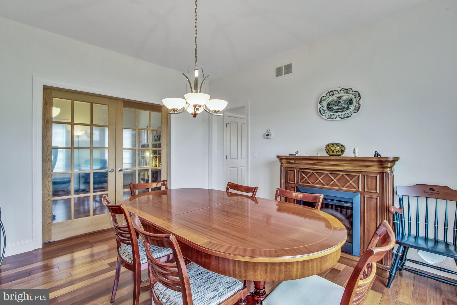 2435 Baker Road York, PA 17408 - Photo 6 of 35 Gallery Image 6