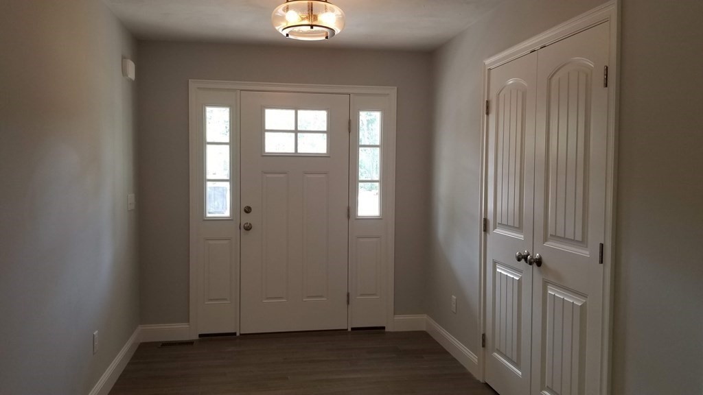 14 Kettle Hill Road Uxbridge, MA 01569 - Photo 8 of 15