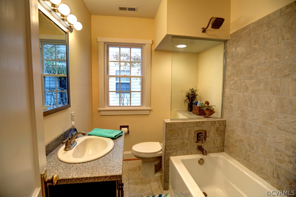 615 Rothesay Road Richmond, VA 23221 - Photo 12 of 24 Gallery Image 12
