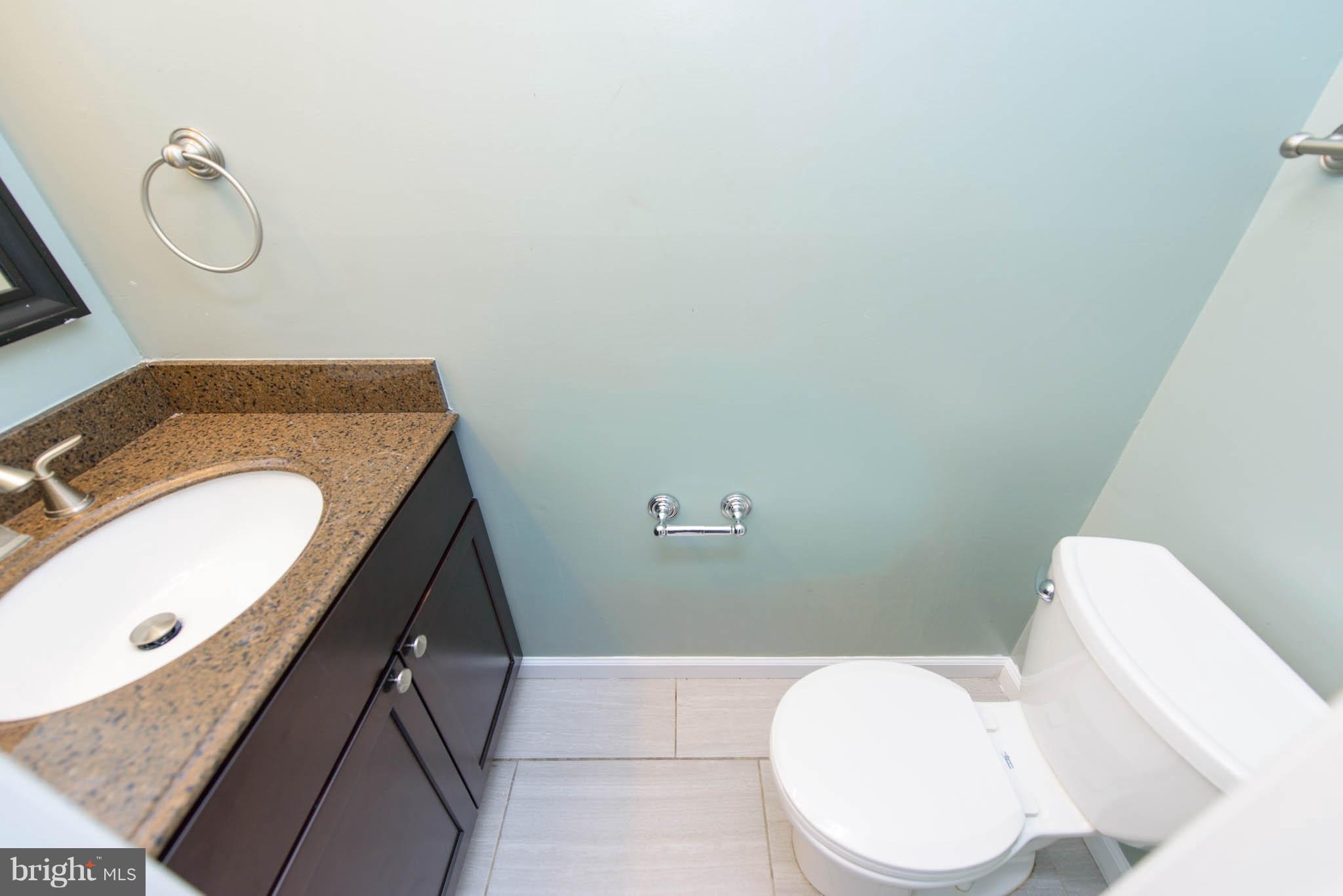 10302 Balsamwood Drive Laurel, MD 20708 - Photo 11 of 30 Bath on Main Level