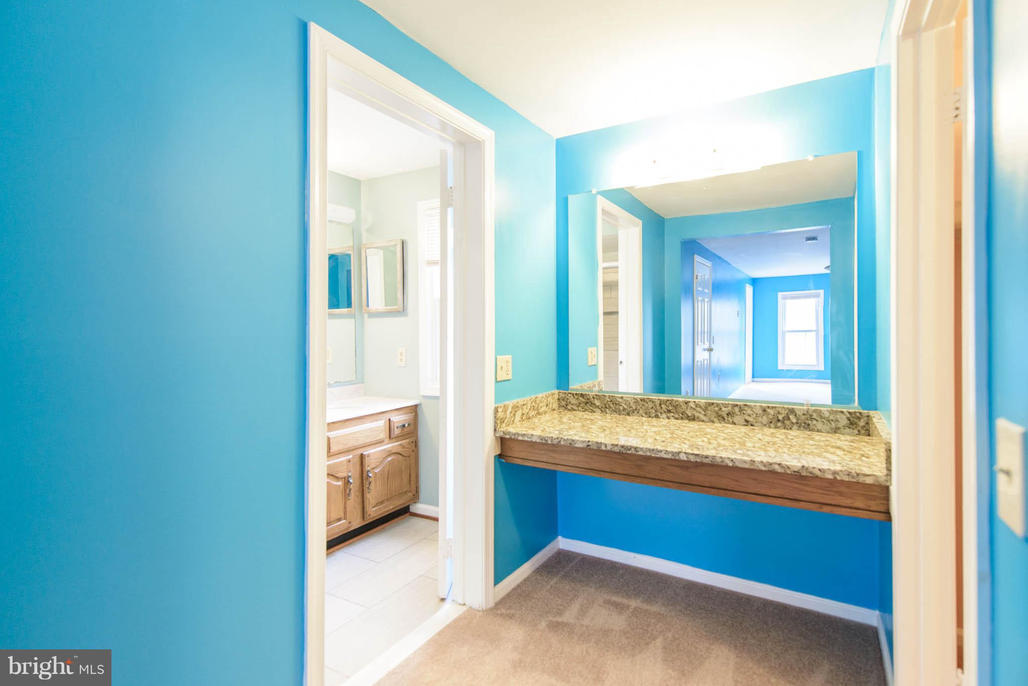 10302 Balsamwood Drive Laurel, MD 20708 - Photo 19 of 30 Entry into private bath and second walk-in