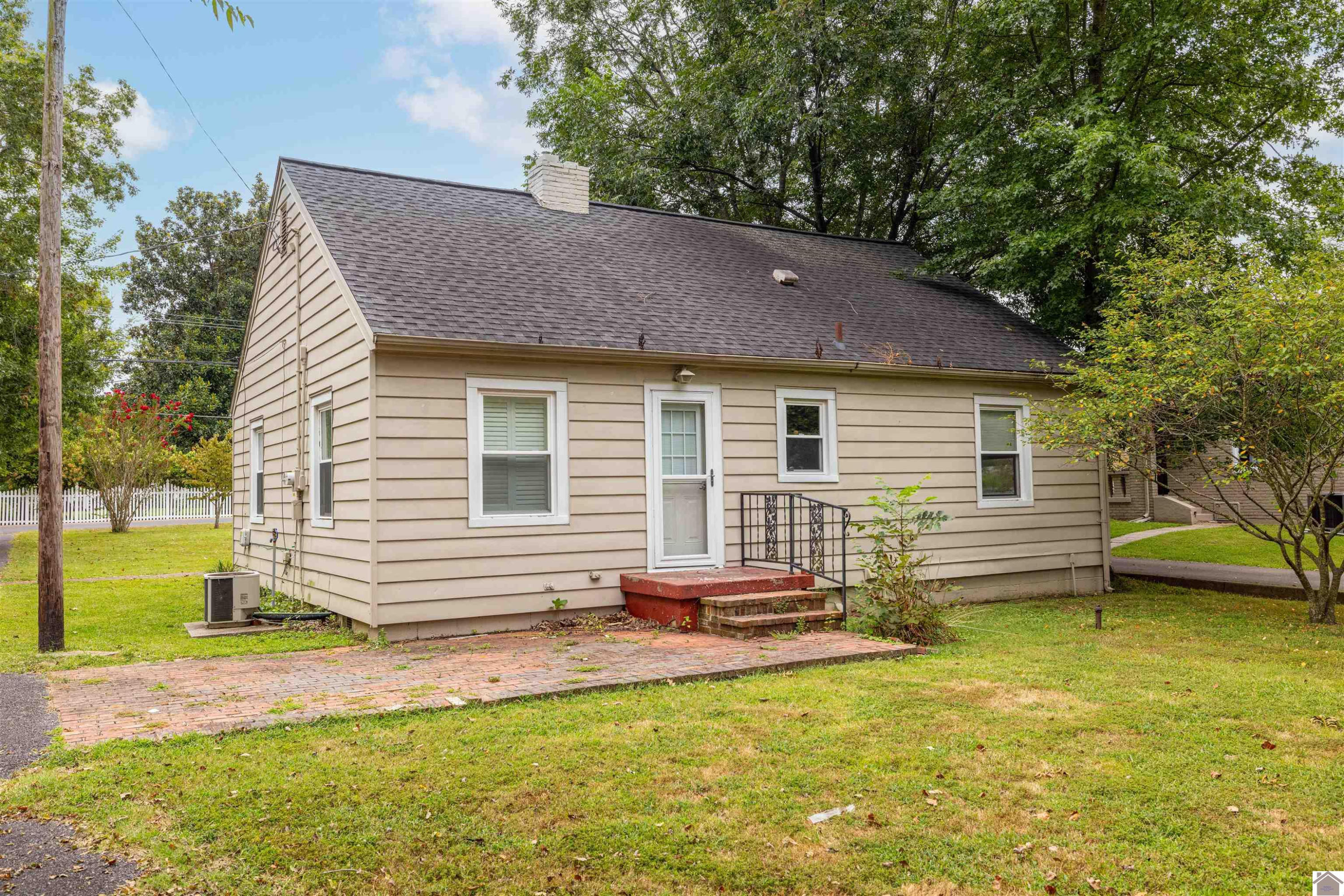 3515 Pines Road Paducah, KY 42001 - Photo 3 of 18 Photo 3