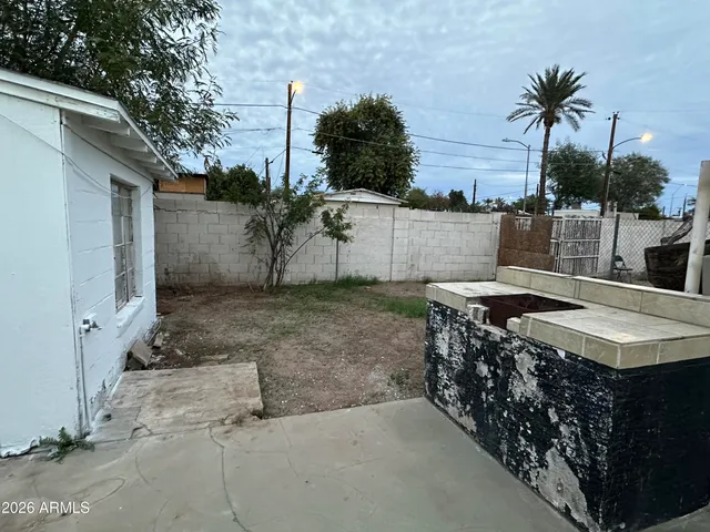 $1,200 | 6547 North 59th Drive, Glendale, AZ 85301