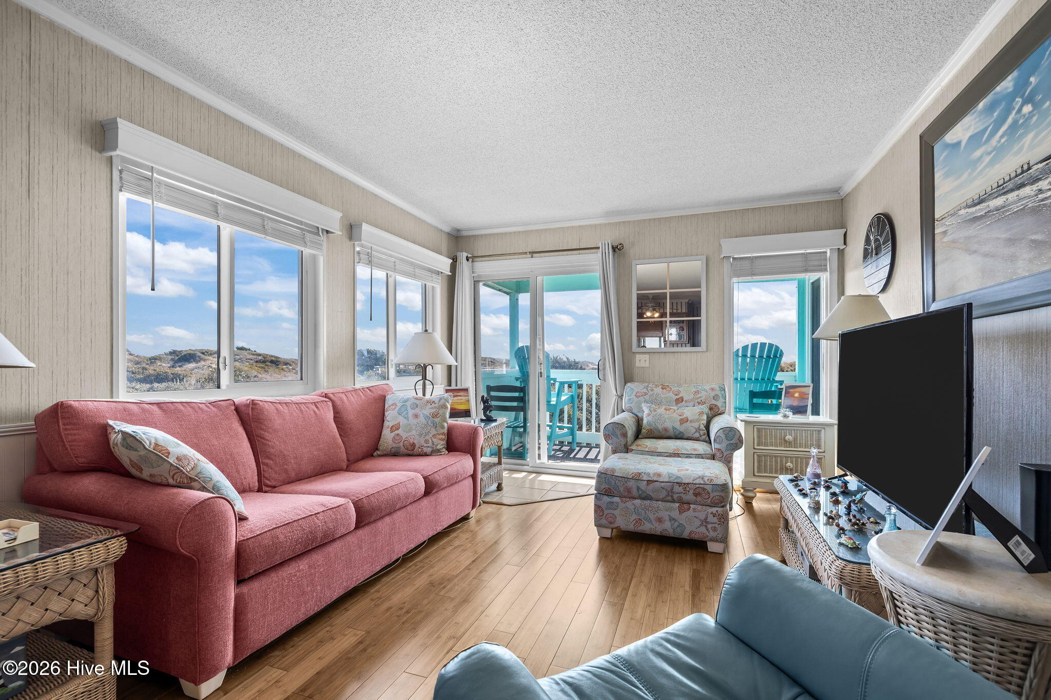 301 Commerce Way, Unit 145 Atlantic Beach, NC 28512 - Photo 4 of 28 Living Room