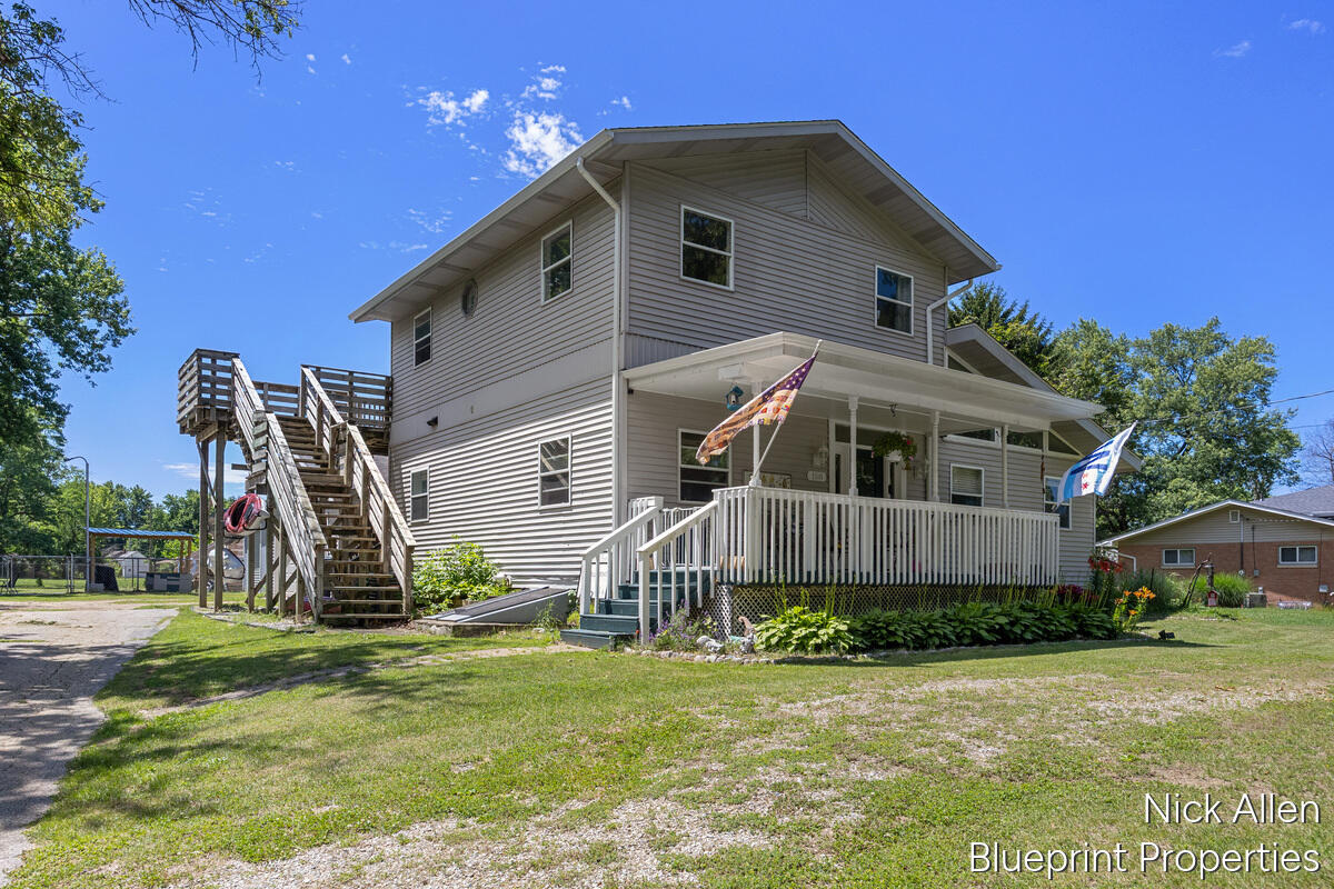 158 Wilson Street Coloma, MI 49038 - Photo 2 of 30 158-Wilson_002