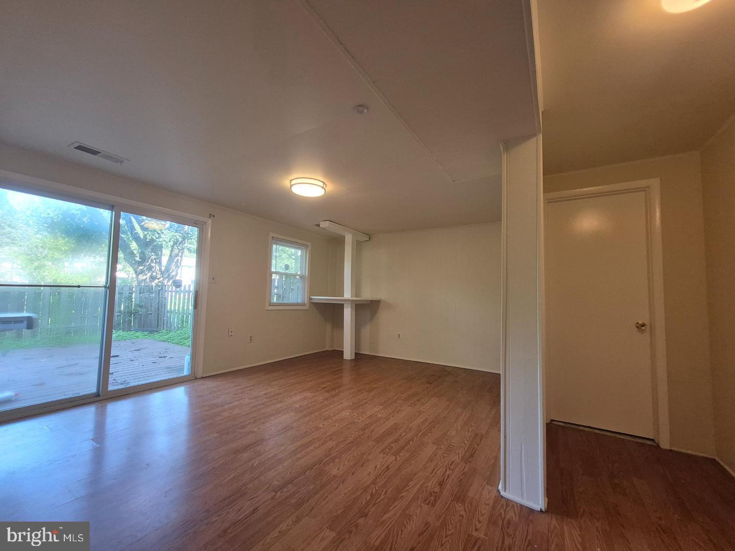 9323 Matador Road Columbia, MD 21045 - Photo 8 of 22 Spacious room with natural light.