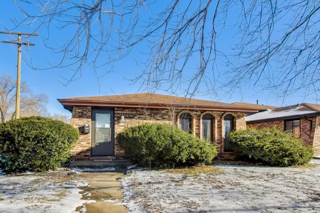 $140,000 | 257 Cornell Avenue, Calumet City, IL 60409