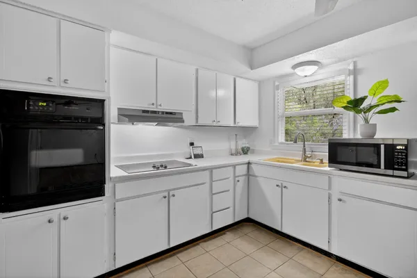 $399,900 | 5070 Highway 165, Hollywood, SC 29449