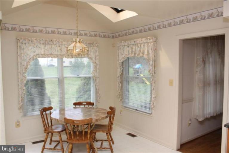 3910 Sharp Road Glenwood, MD 21738 - Photo 8 of 16 Breakfast Area