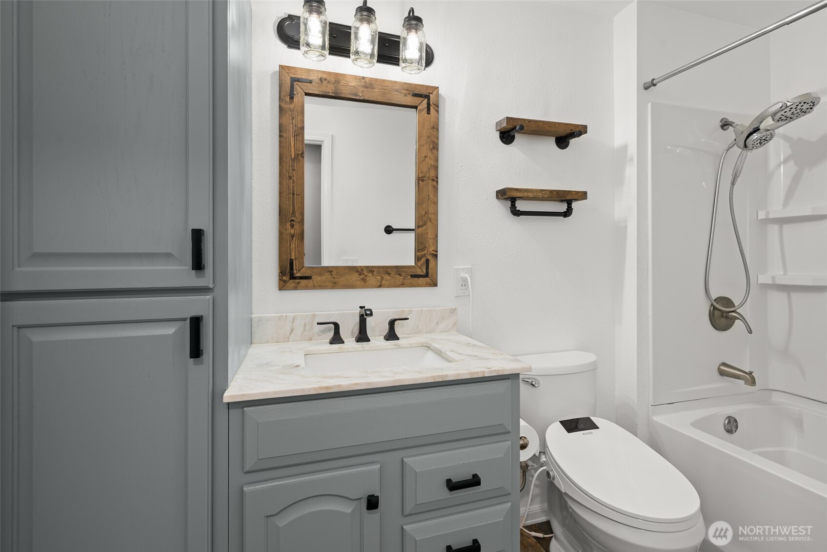 216 East Sleeper Road Oak Harbor, WA 98277 - Photo 13 of 36 Gallery Image 13