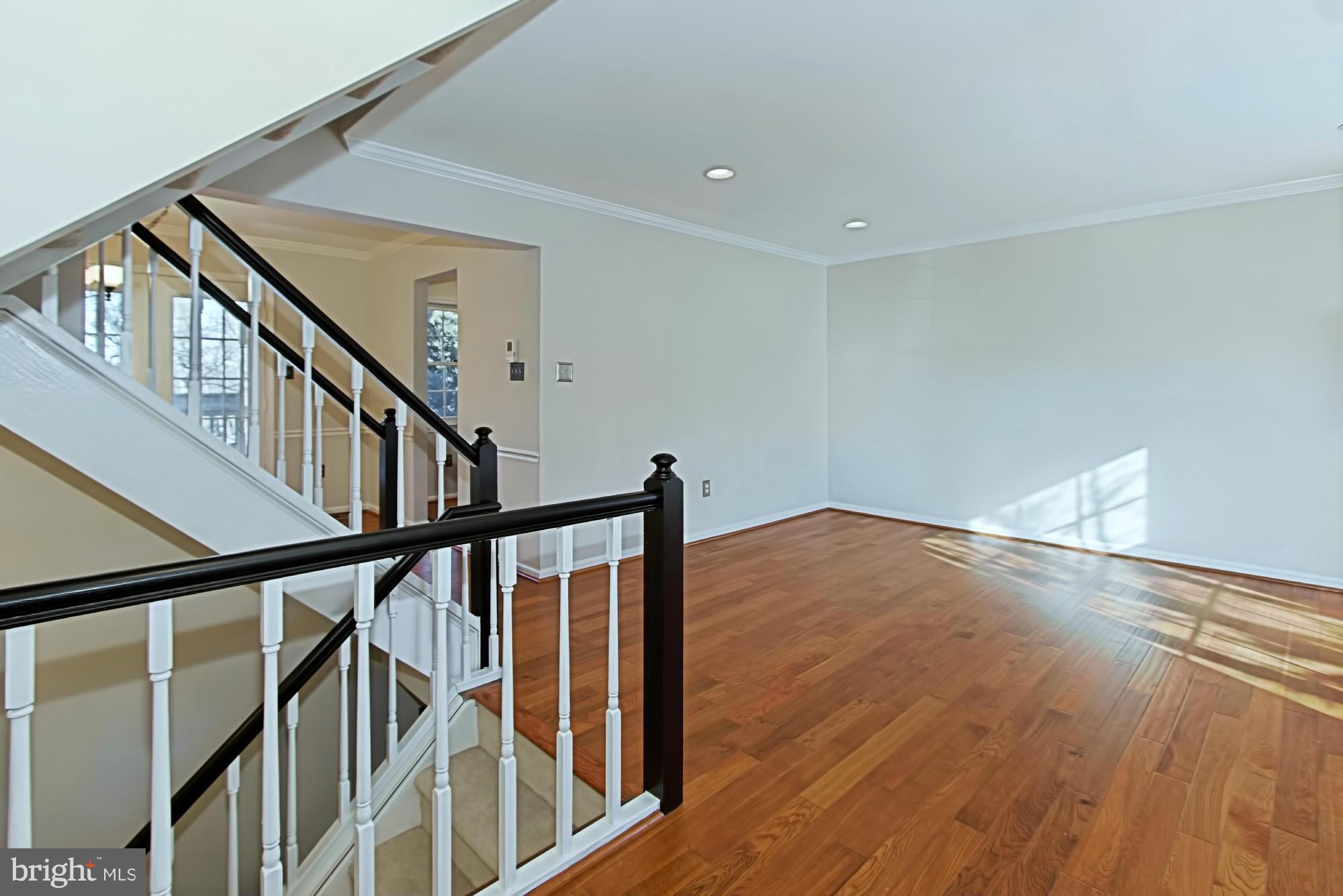 2274 Cartbridge Road Falls Church, VA 22043 - Photo 3 of 24 Interior (General)
