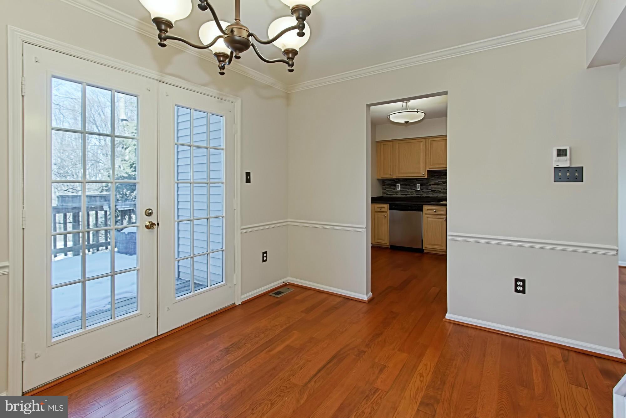 2274 Cartbridge Road Falls Church, VA 22043 - Photo 6 of 24 Living Room