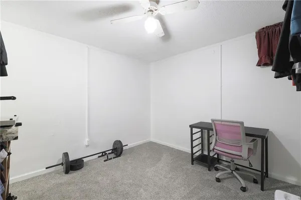 $215,000 | 2407 Pearson Circle, Harrisonville, MO 64701