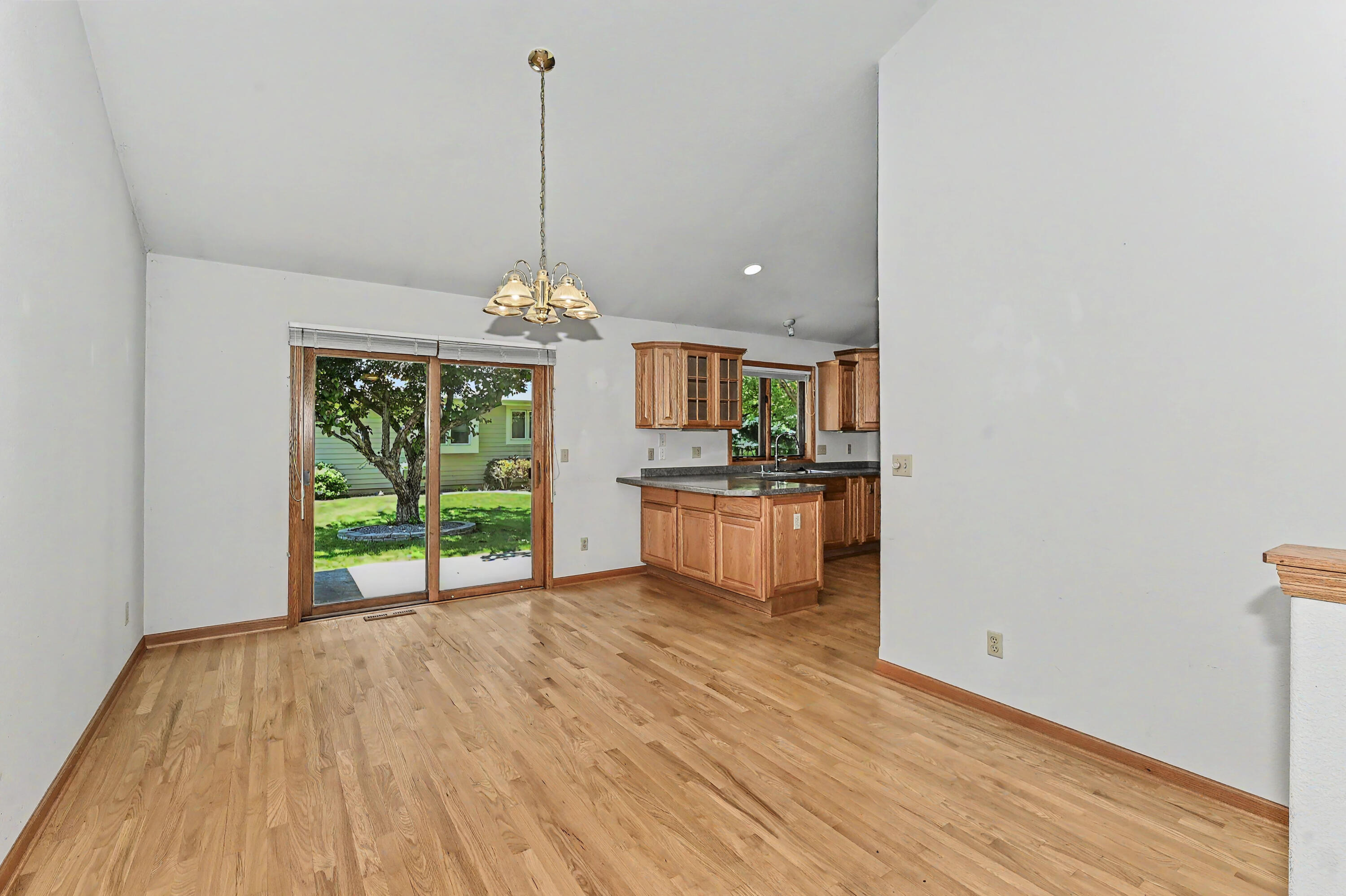N22-w26492 Shooting Star Road, Unit 2 Pewaukee, WI 53072 - Photo 14 of 32 Dinette to Patio