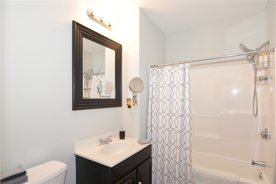 685 Social Street, Unit 202 Woonsocket, RI 02895 - Photo 20 of 32 Gallery Image 20