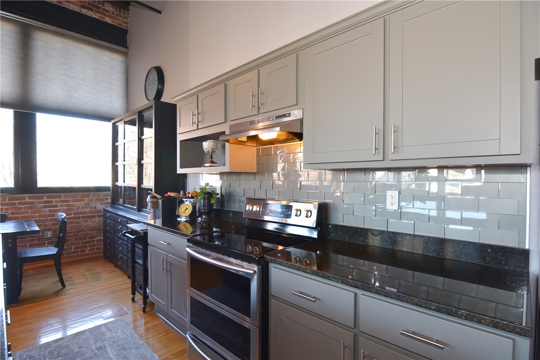 685 Social Street, Unit 202 Woonsocket, RI 02895 - Photo 8 of 32 Gallery Image 8