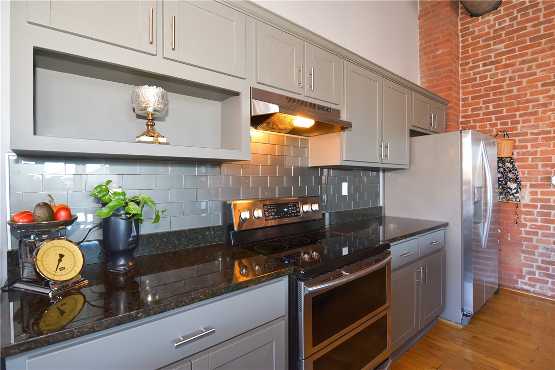 685 Social Street, Unit 202 Woonsocket, RI 02895 - Photo 9 of 32 Gallery Image 9