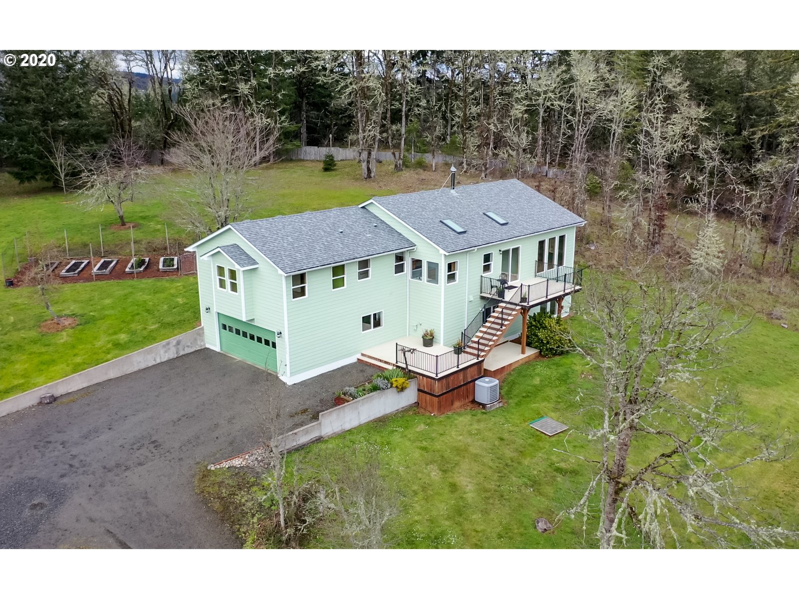15455 Strong Road Dallas, OR 97338 - Photo 2 of 32