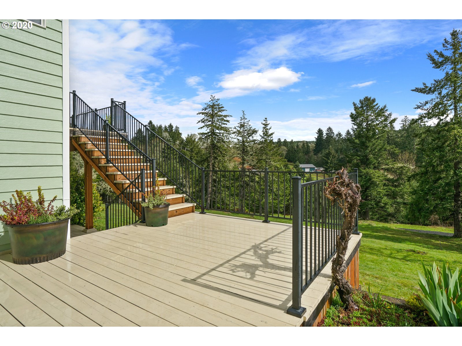 15455 Strong Road Dallas, OR 97338 - Photo 12 of 32