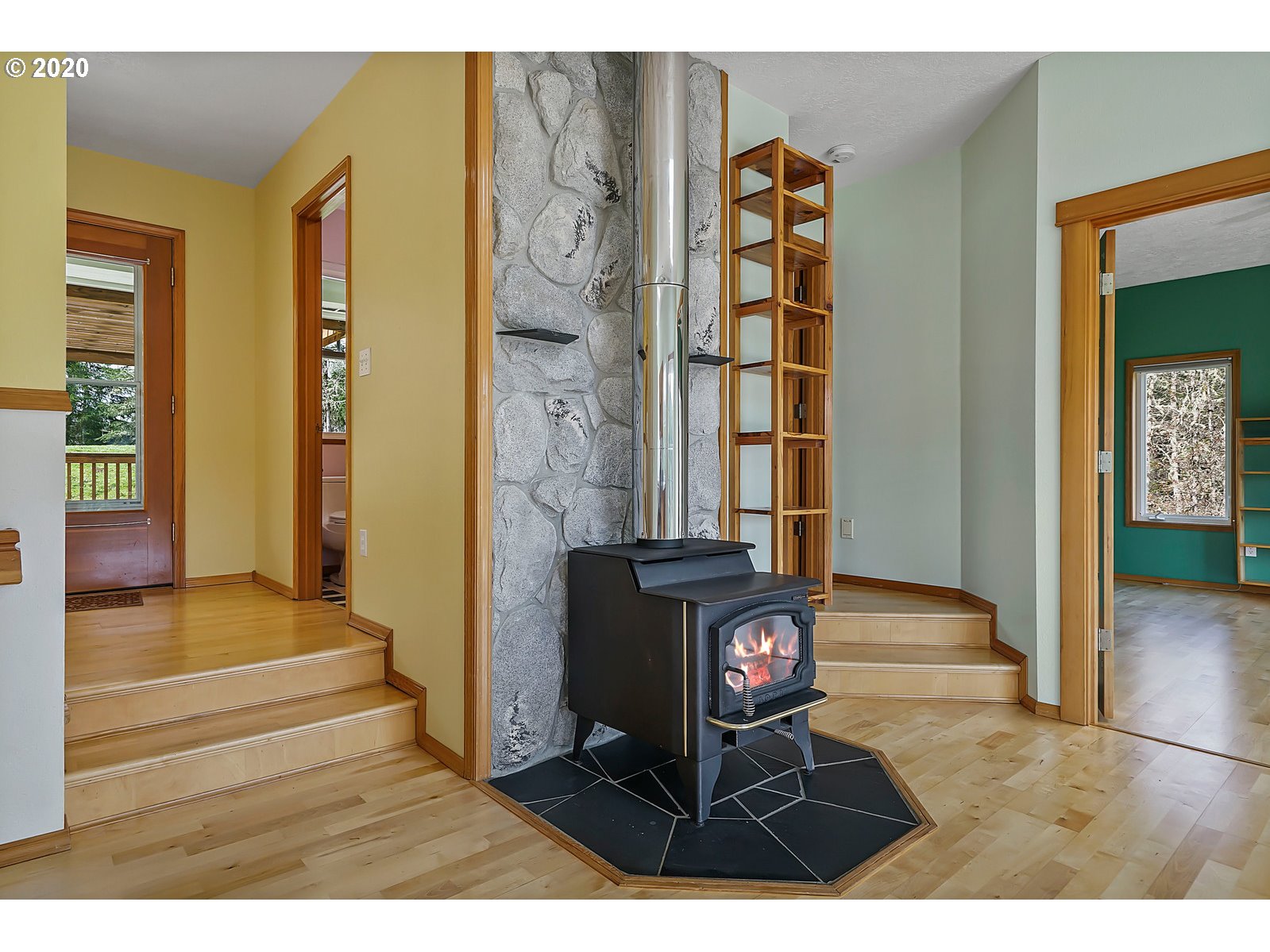 15455 Strong Road Dallas, OR 97338 - Photo 17 of 32