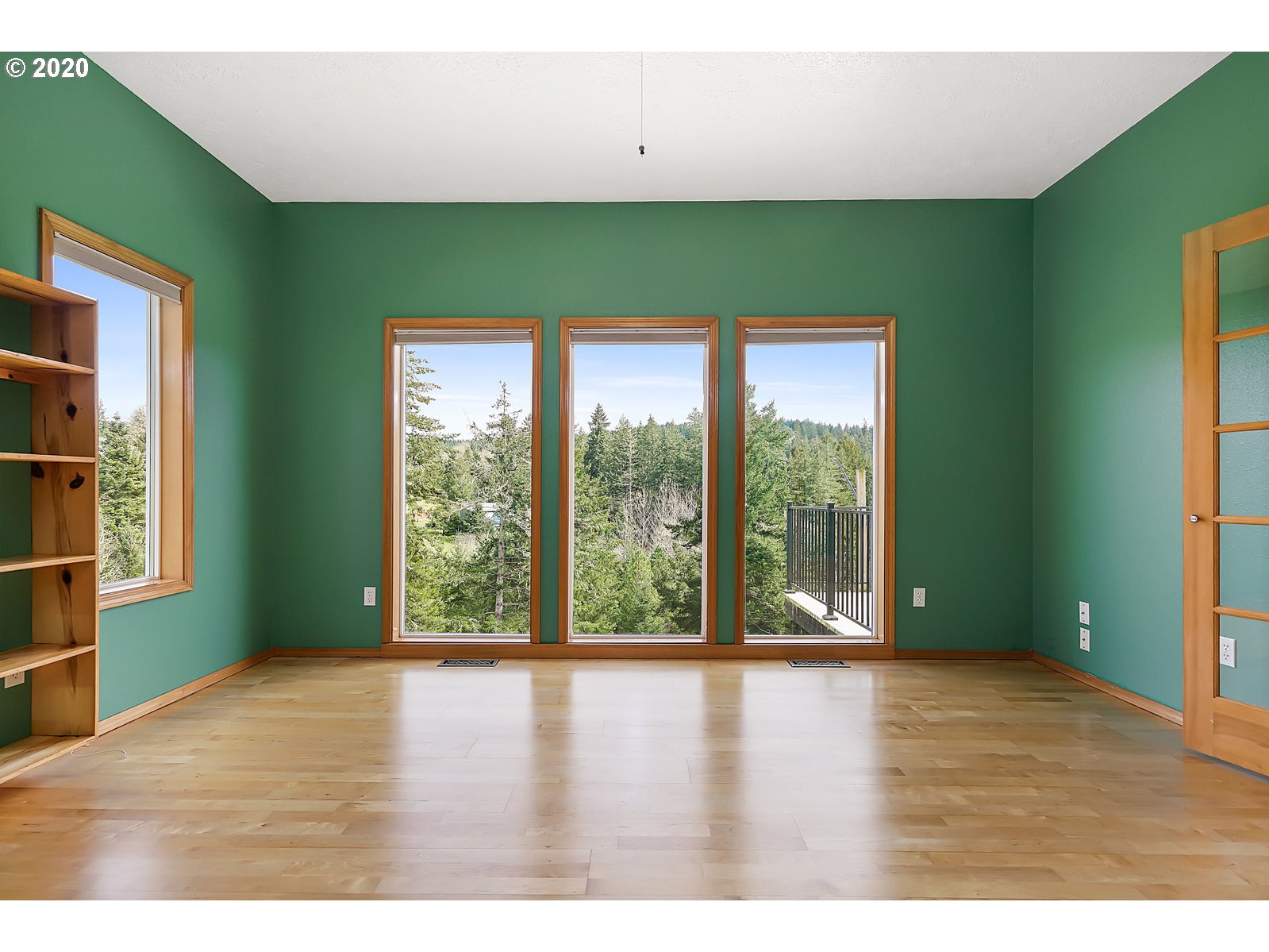 15455 Strong Road Dallas, OR 97338 - Photo 19 of 32
