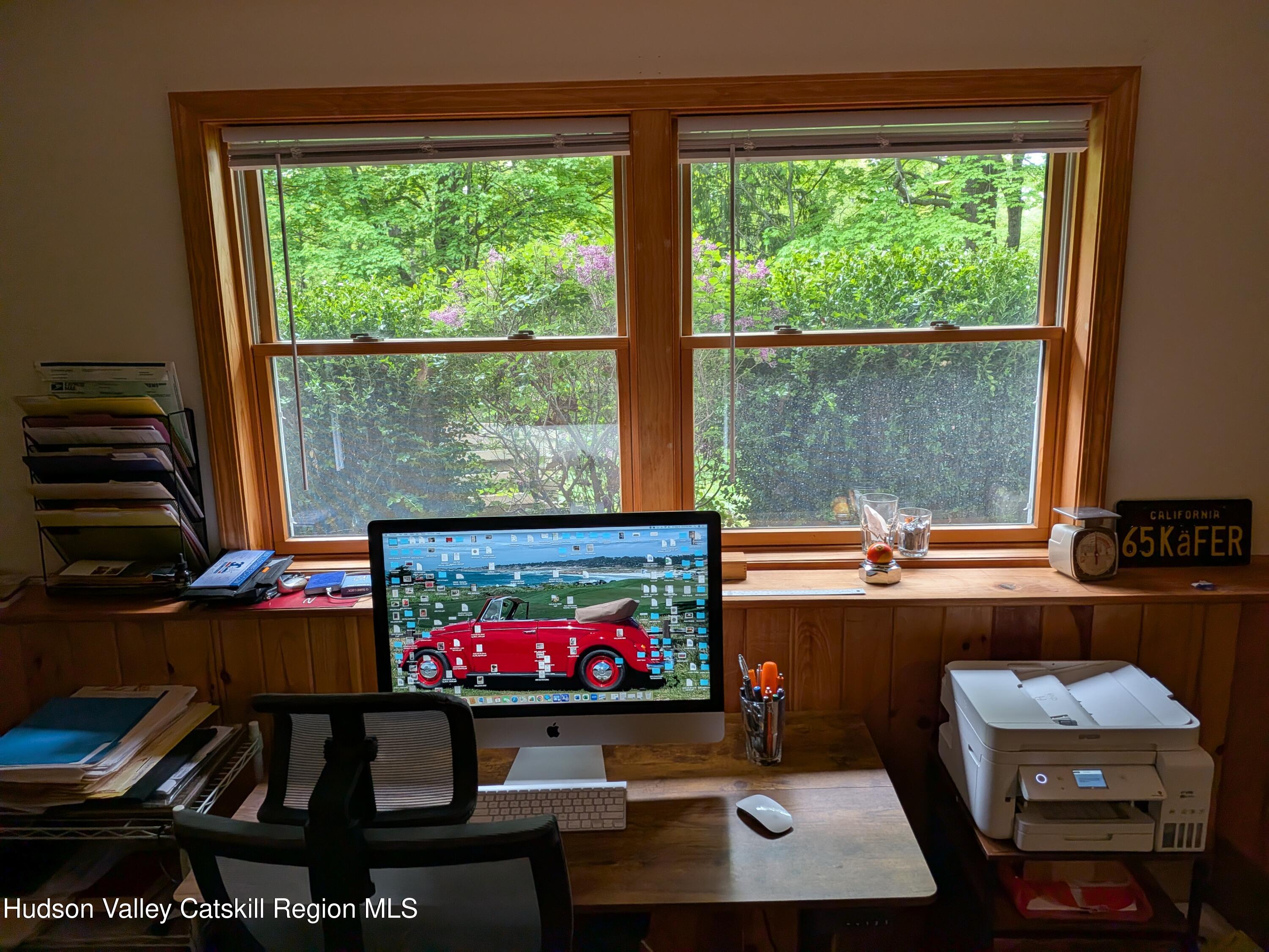 513 South Mountain Road Gardiner, NY 12525 - Photo 34 of 63 a room with furniture and window