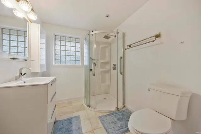 $121,400 | 334 South Jackson Street, Oakland City, IN 47660