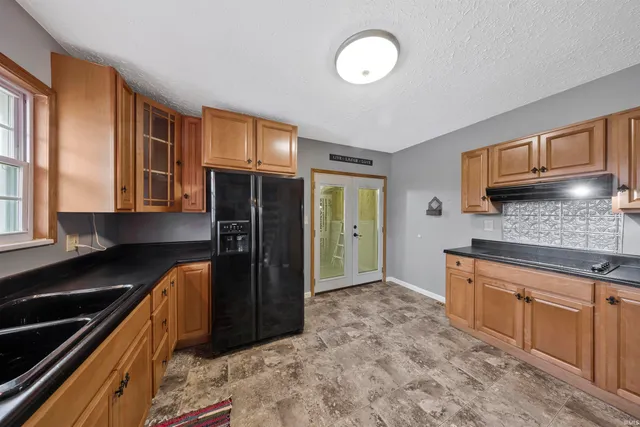 $121,400 | 334 South Jackson Street, Oakland City, IN 47660