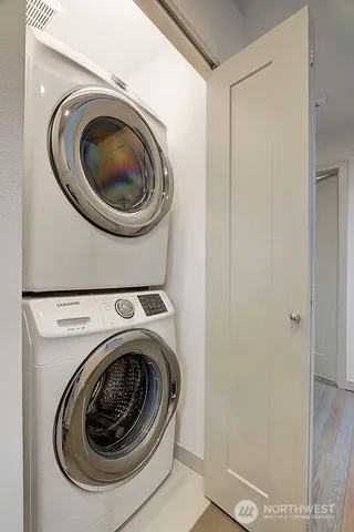 $4,300 | 2218 Northwest 64th Street, Seattle, WA 98107