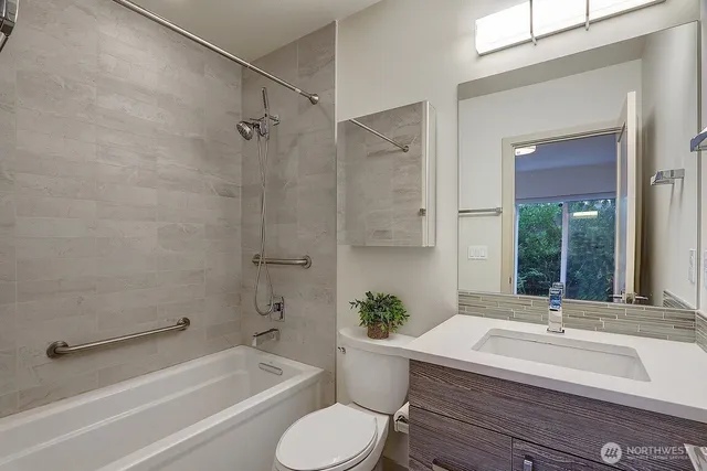 $4,300 | 2218 Northwest 64th Street, Seattle, WA 98107