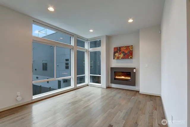 $4,300 | 2218 Northwest 64th Street, Seattle, WA 98107