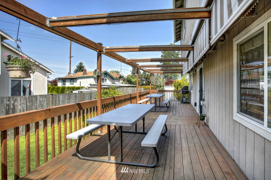 2209 Morris Avenue South Renton, WA 98055 - Photo 23 of 25