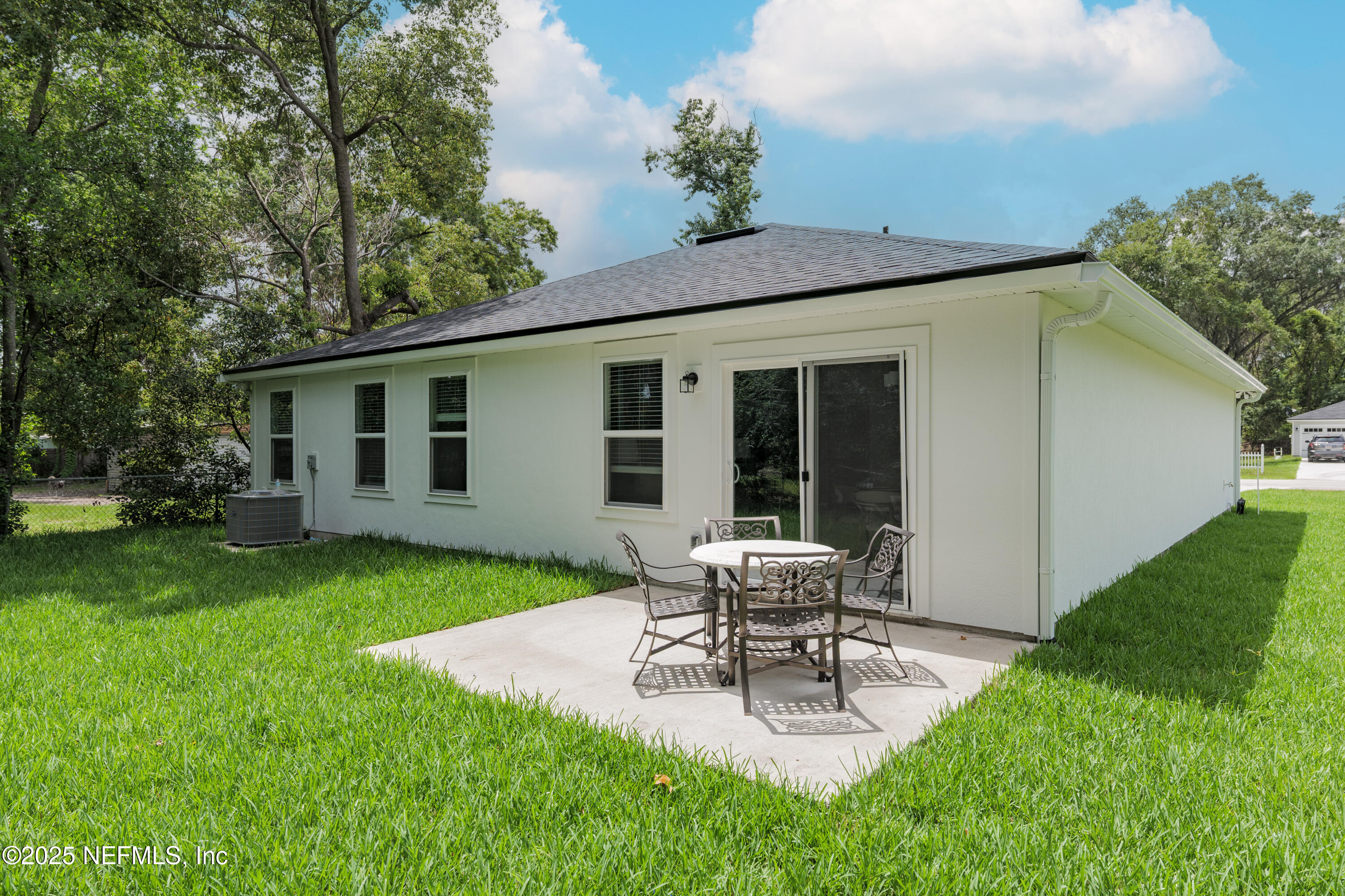 7273 Ridgeway Road North Jacksonville, FL 32244 - Photo 3 of 25 7273RidgewayRdNJacksonvilleFL-5