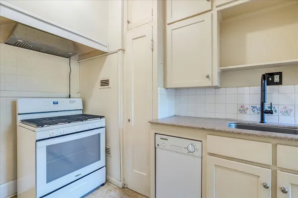 $1,650 | 1103 West 22nd Street, Unit C, Austin, TX 78705