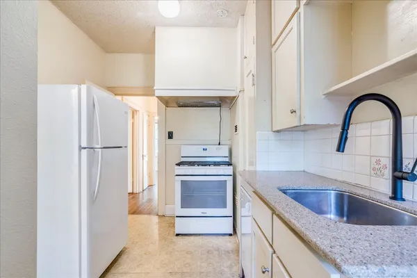 $1,650 | 1103 West 22nd Street, Unit C, Austin, TX 78705