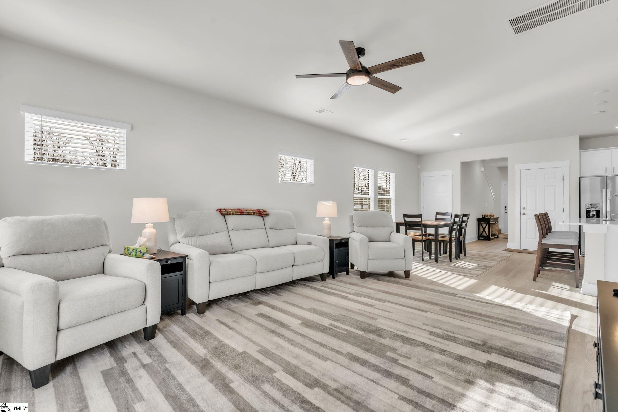 530 Crowder Place Piedmont, SC 29673 - Photo 3 of 42