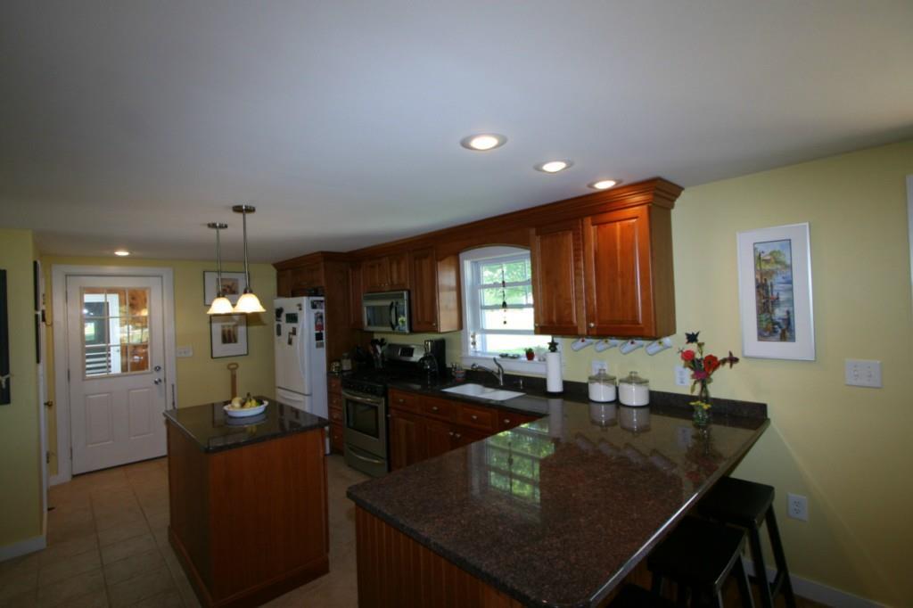 136 Cedar Road Eliot, ME 03903 - Photo 15 of 34 Photo