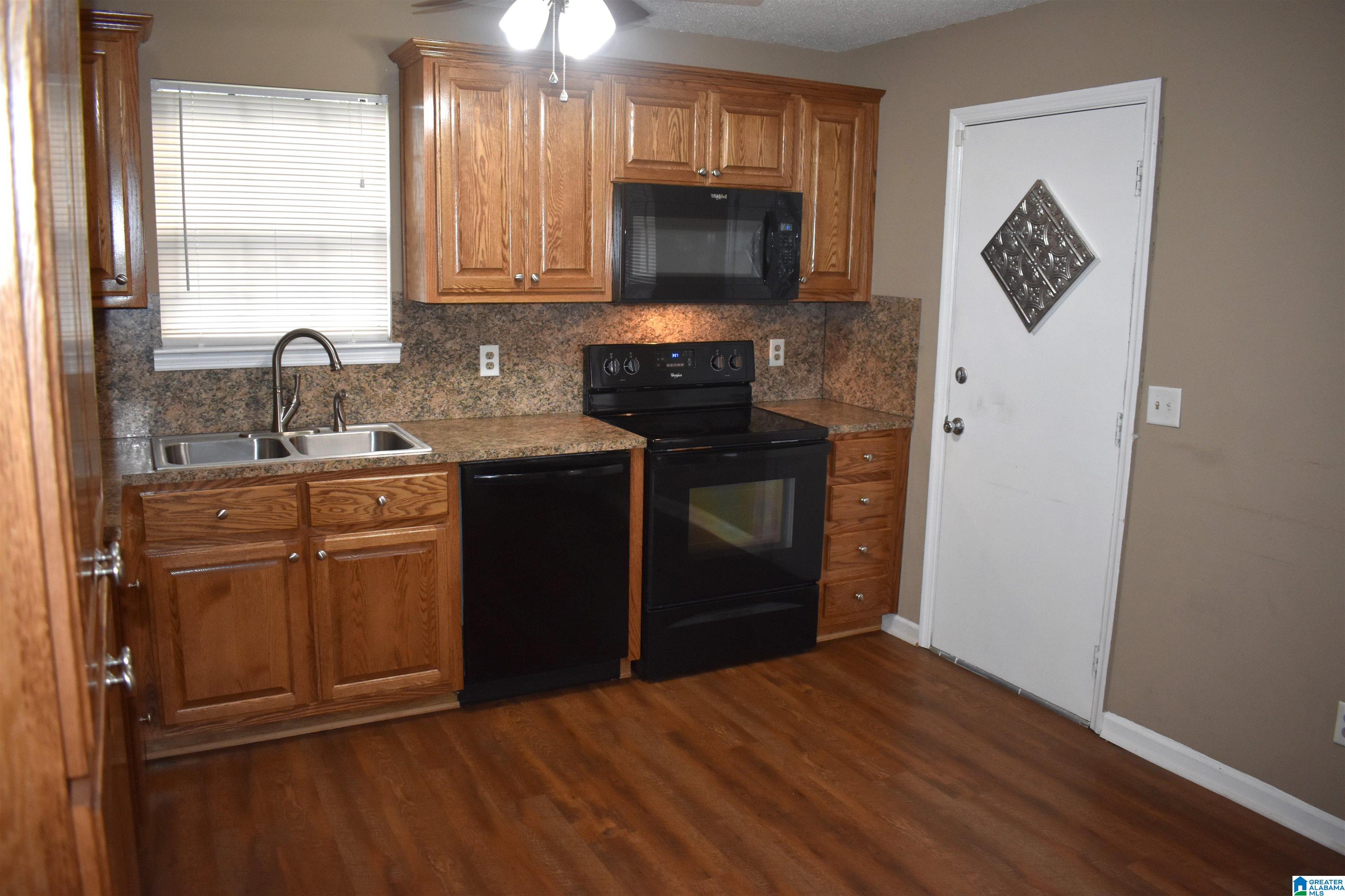6418 Kimberly Loop Pinson, AL 35126 - Photo 3 of 17