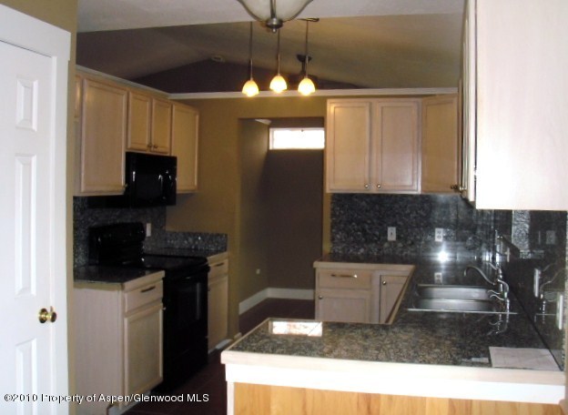 2317 Ute Avenue Rifle, CO 81650 - Photo 3 of 8 Kitchen