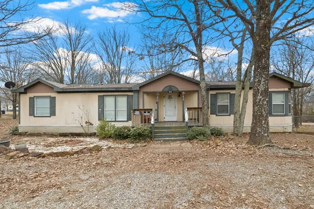 $75,000 | 418 Broken Bow, Quitman, TX 75783