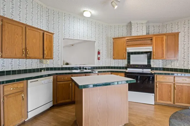 $75,000 | 418 Broken Bow, Quitman, TX 75783