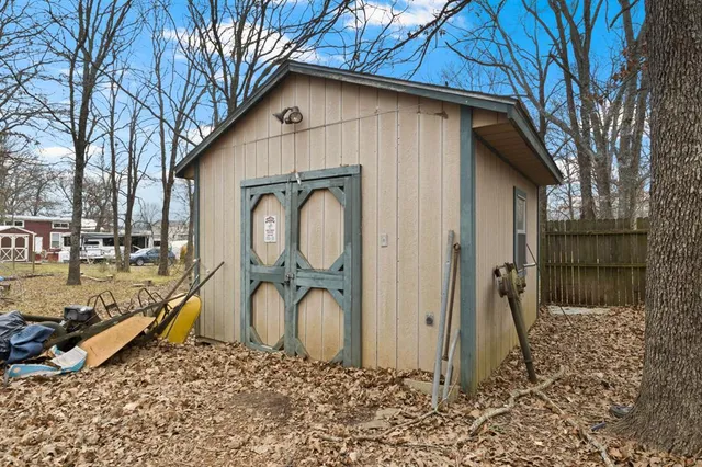 $75,000 | 418 Broken Bow, Quitman, TX 75783