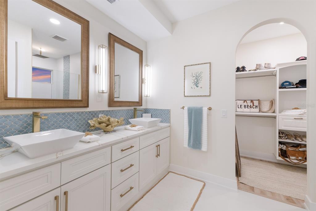 428 Spring Avenue Anna Maria, FL 34216 - Photo 20 of 50 Gallery Image 20