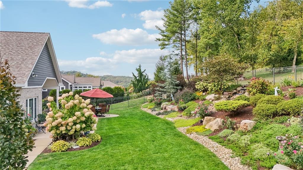 227 Saunders Station Road Trafford, PA 15085 - Photo 2 of 34 Gallery Image 2