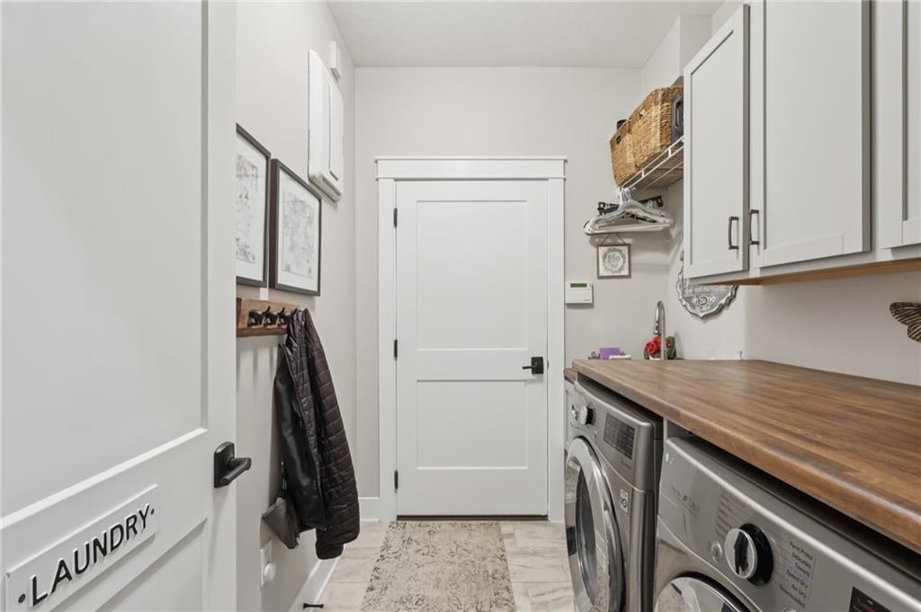227 Saunders Station Road Trafford, PA 15085 - Photo 26 of 34 Gallery Image 26