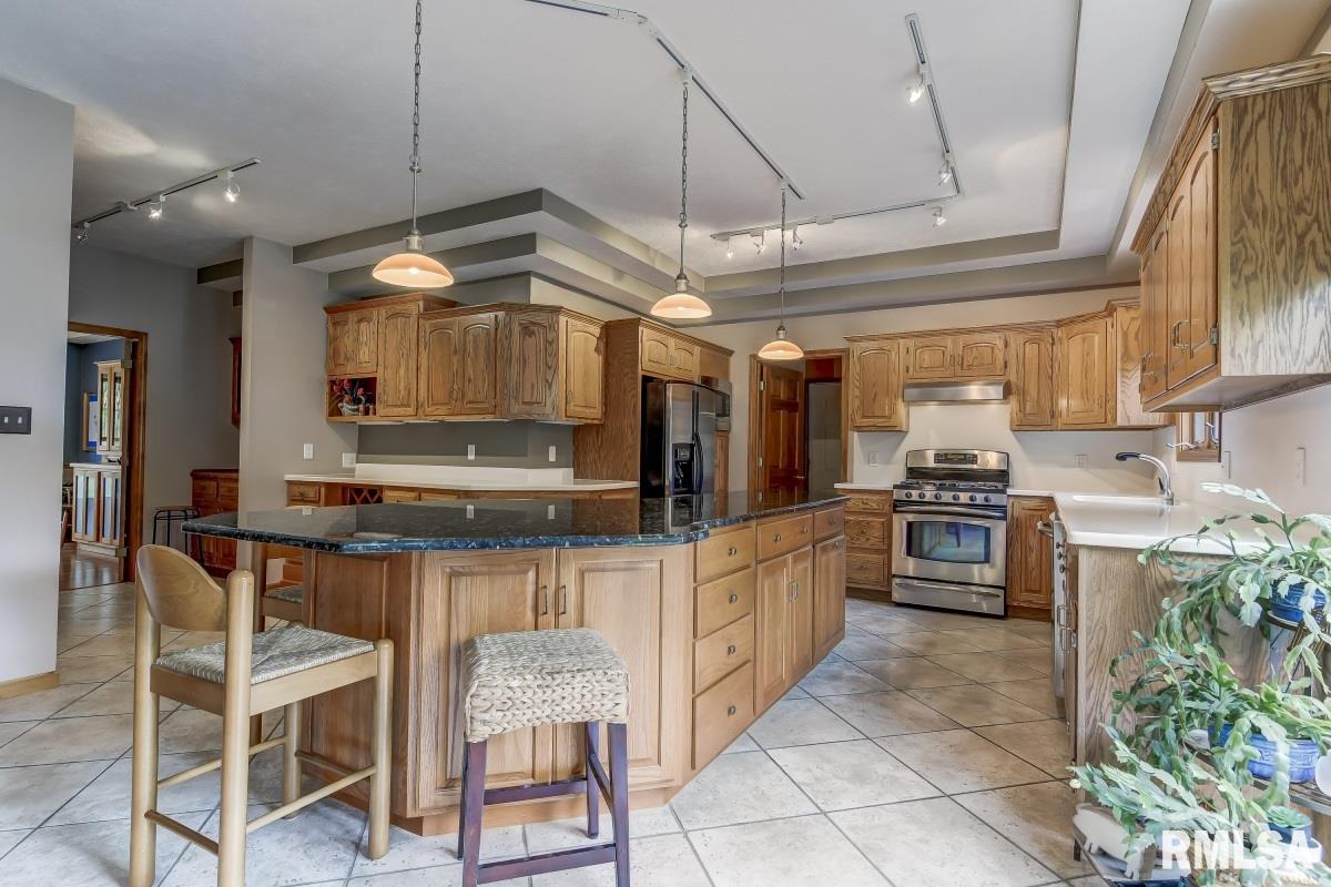 2331 Chesapeake Landing Springfield, IL 62712 - Photo 11 of 50 Gallery Image 11