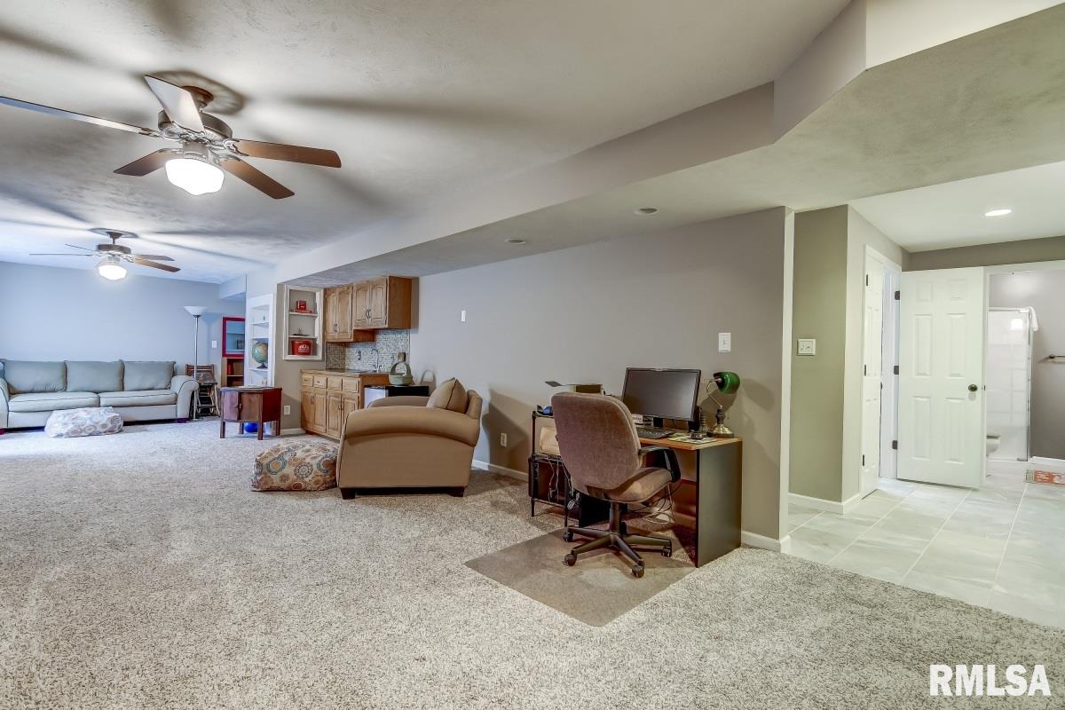 2331 Chesapeake Landing Springfield, IL 62712 - Photo 41 of 50 Gallery Image 41