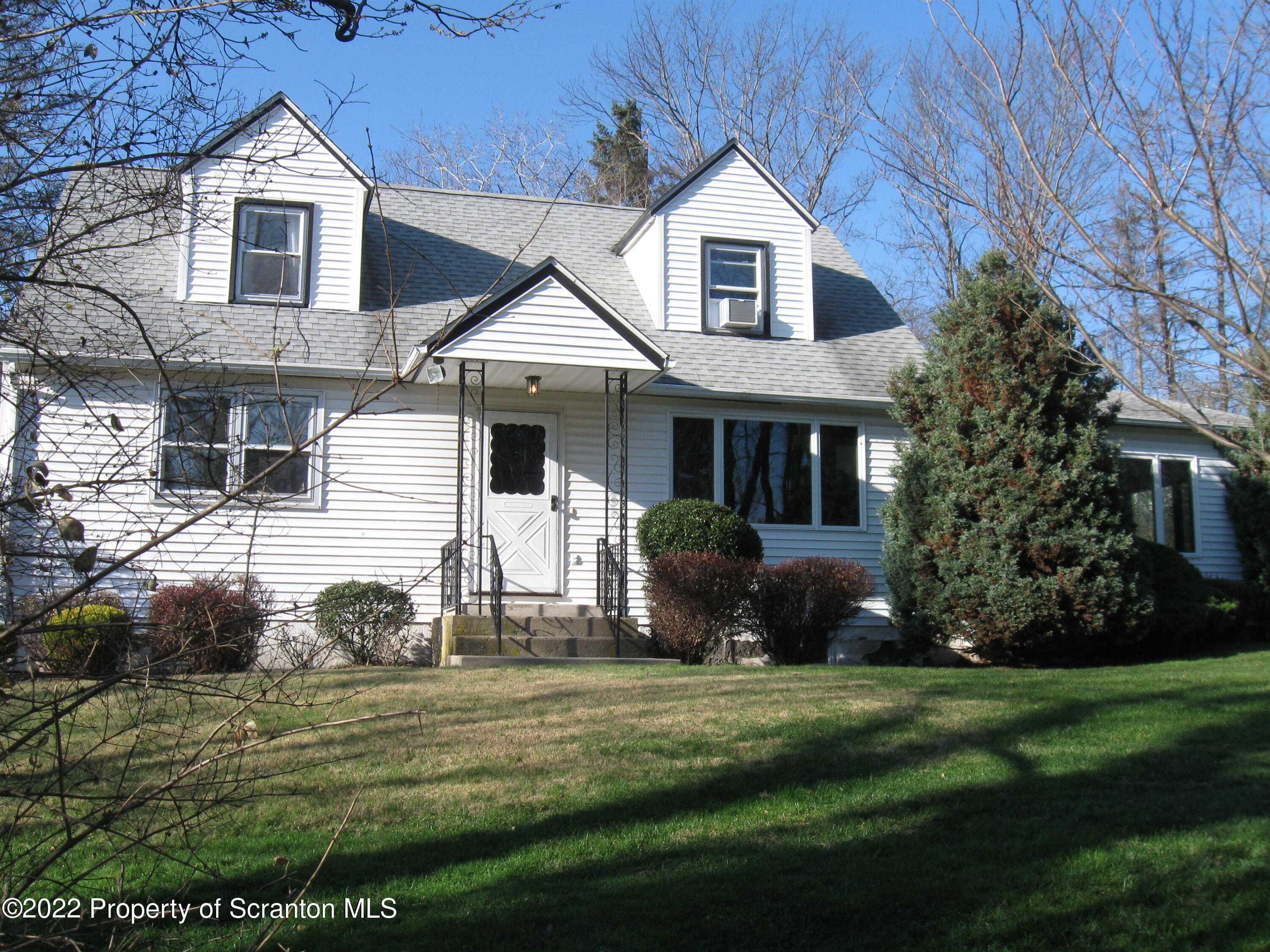 285 Noble Road Clarks Summit, PA 18411 - Photo 1 of 20 Gallery Image 1