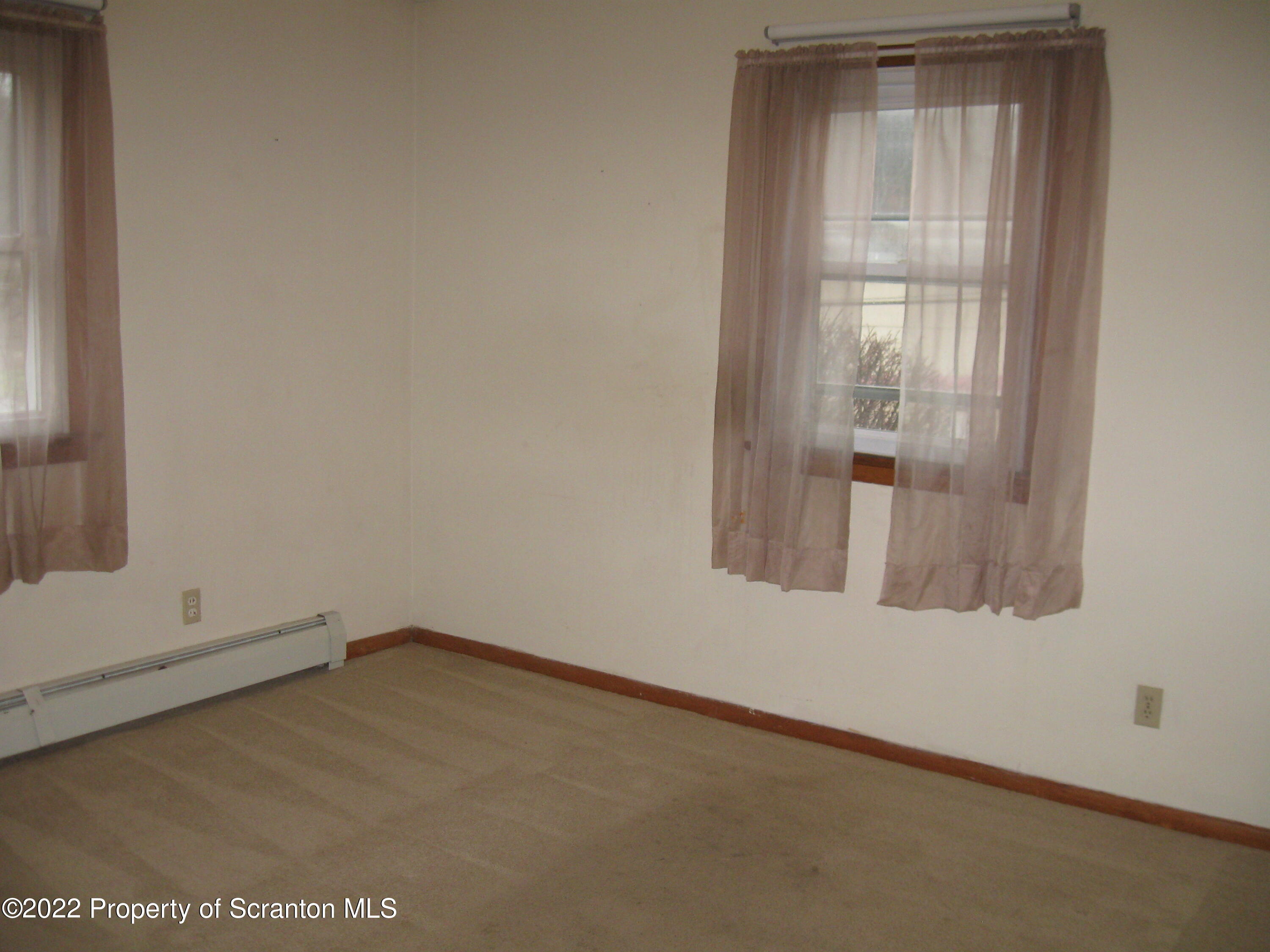 285 Noble Road Clarks Summit, PA 18411 - Photo 11 of 20 Gallery Image 11